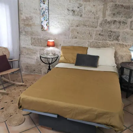 Le Chic Boheme Hotel *